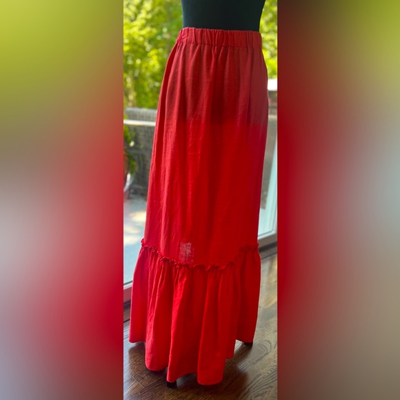 Versatile asymmetrical linen strapless dress or skirt. - Picture 4 of 4